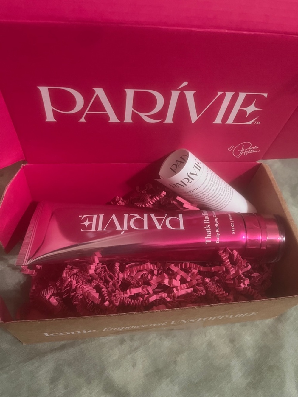 Parivie Paris Hilton NEW Radiant Daily Purifying Clean ser Skincare 5FL OZ 150ML